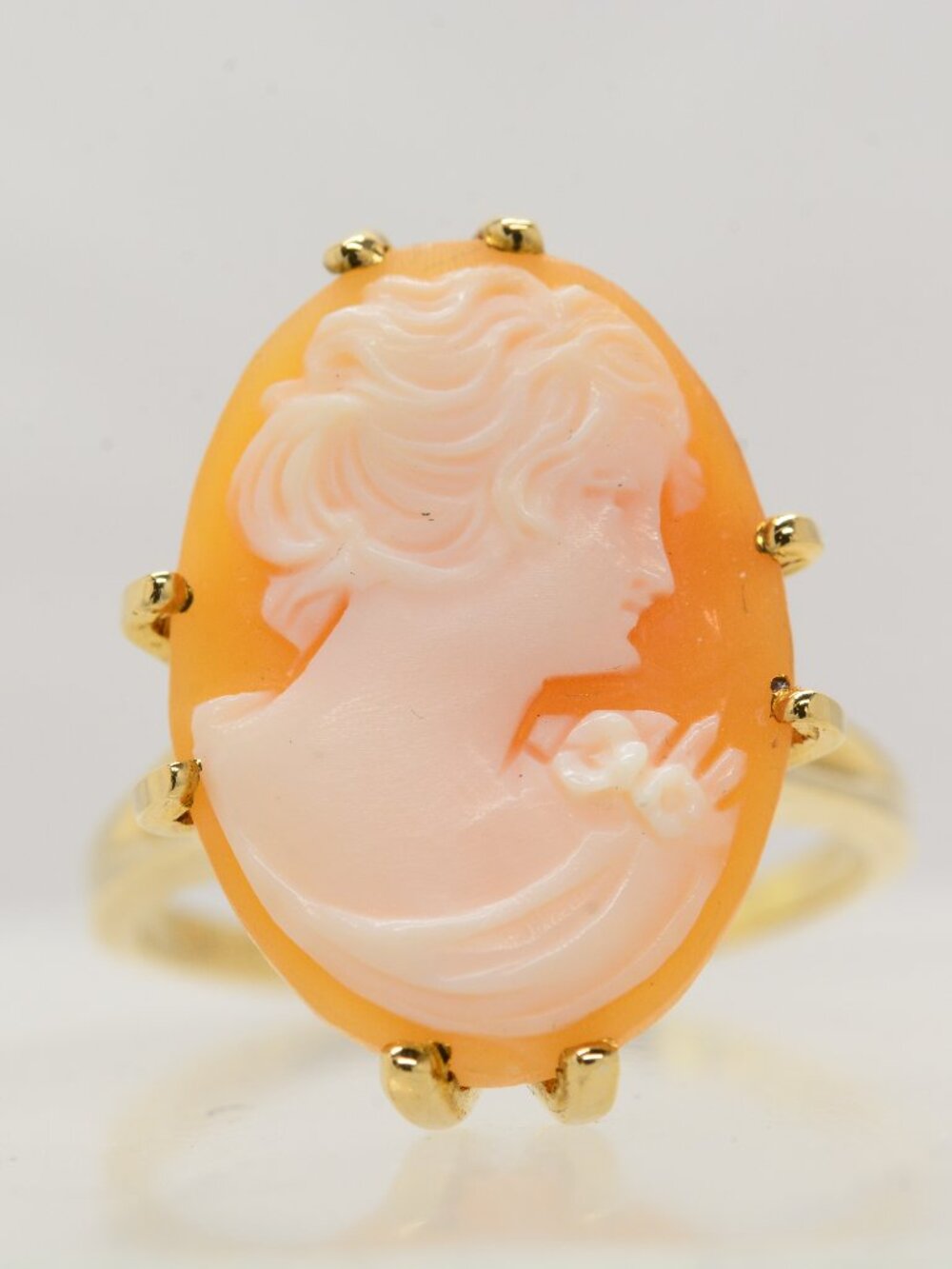 10K VINTAGE LADY SHELL CAMEO